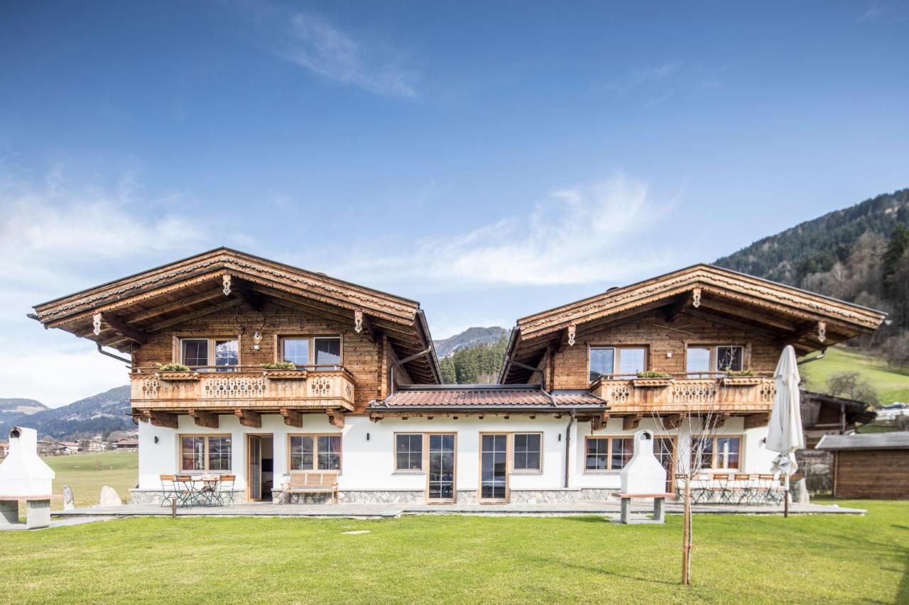 Chalets Aue Hart im Zillertal Exterior photo