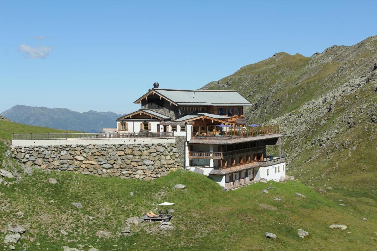 Chalets Aue Hart im Zillertal Exterior photo